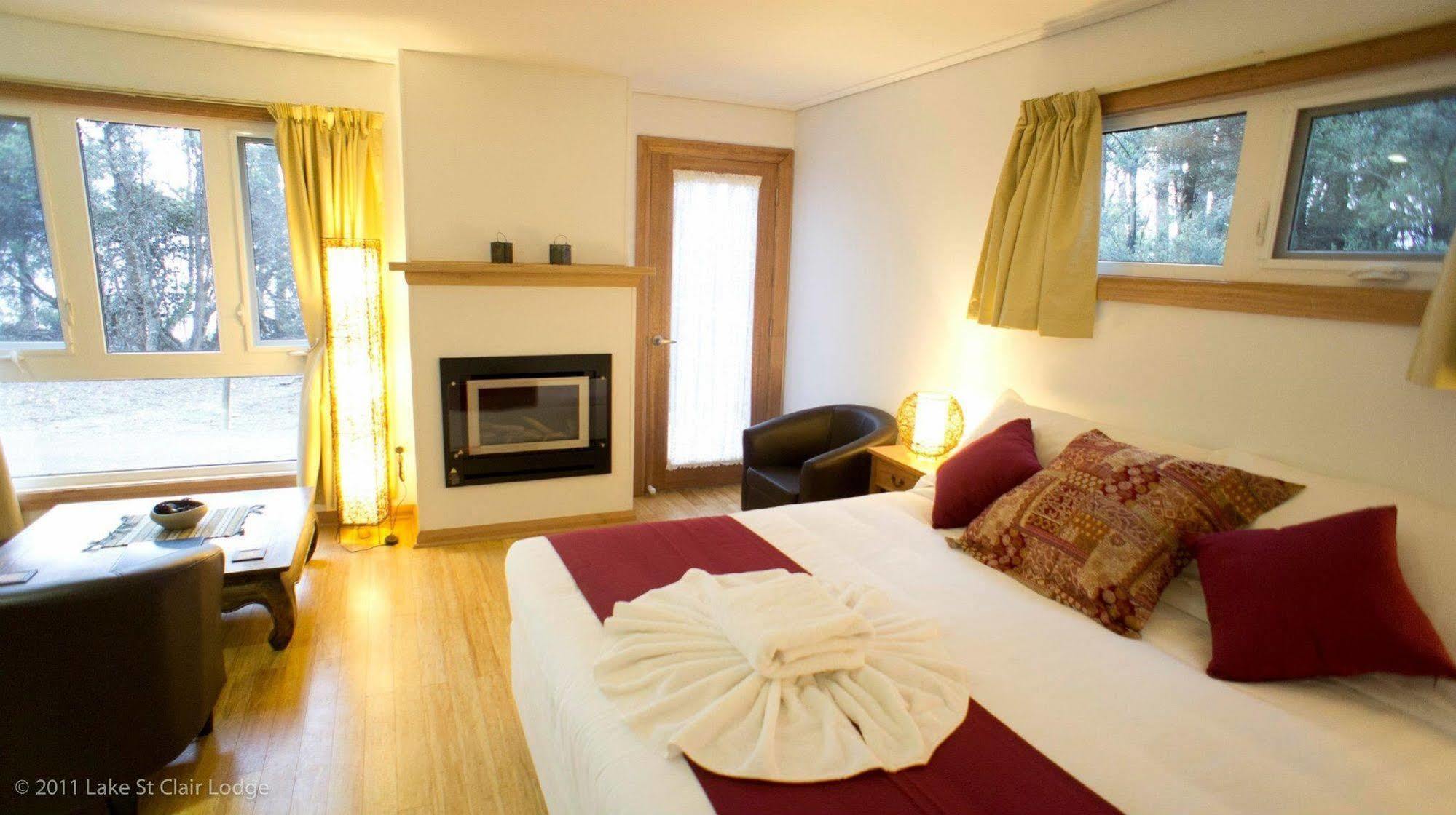 Lake St Clair Lodge Eksteriør bilde