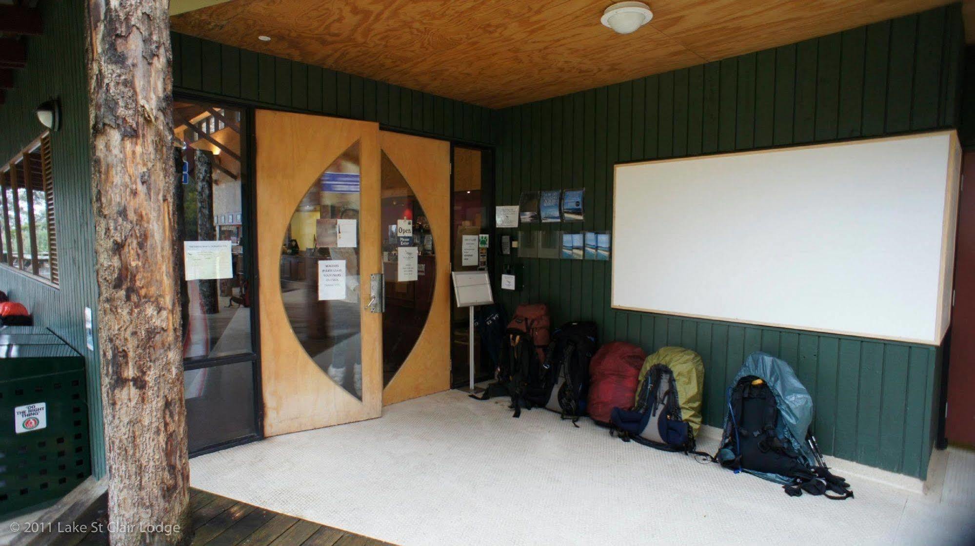 Lake St Clair Lodge Eksteriør bilde