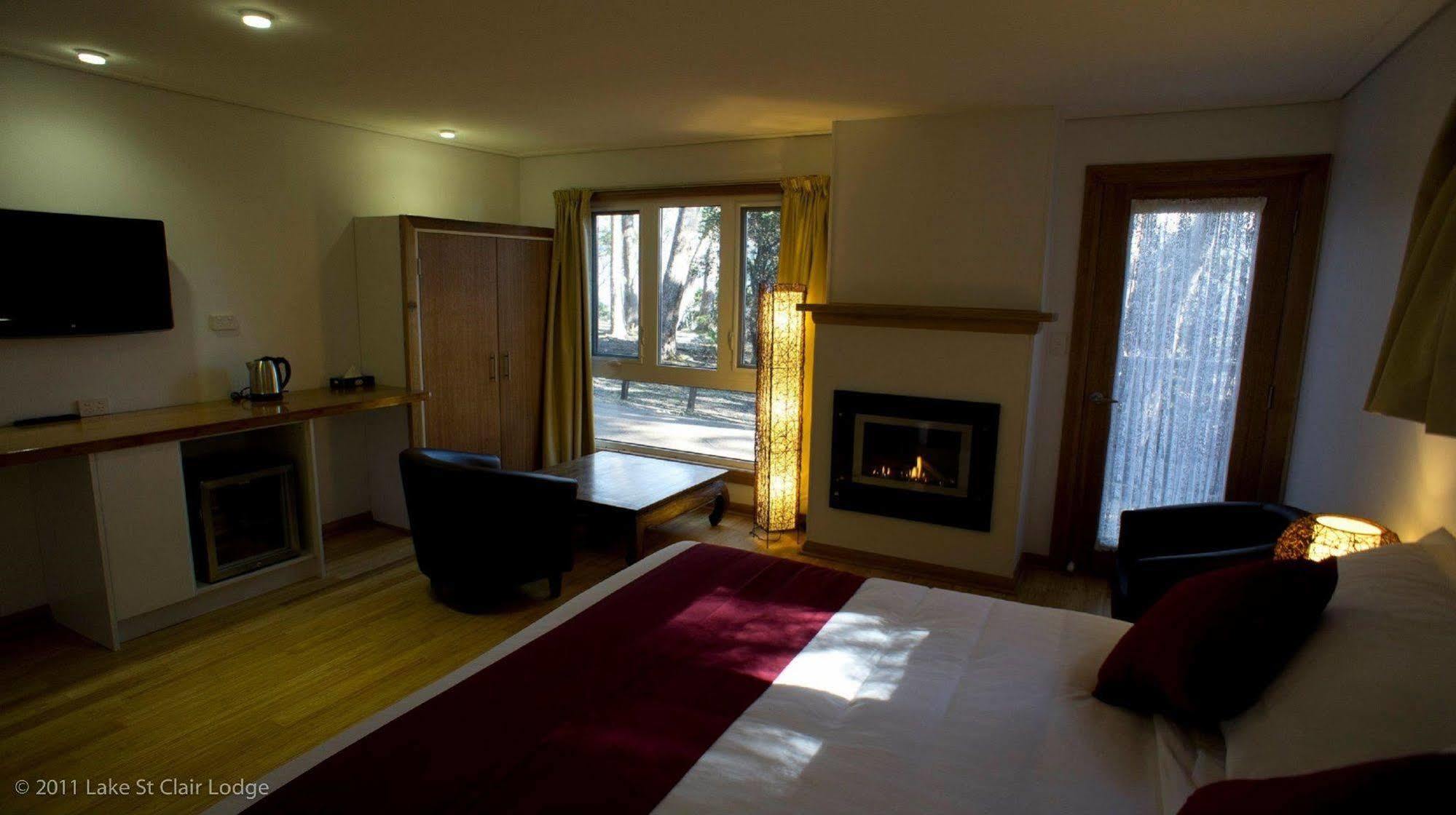 Lake St Clair Lodge Eksteriør bilde