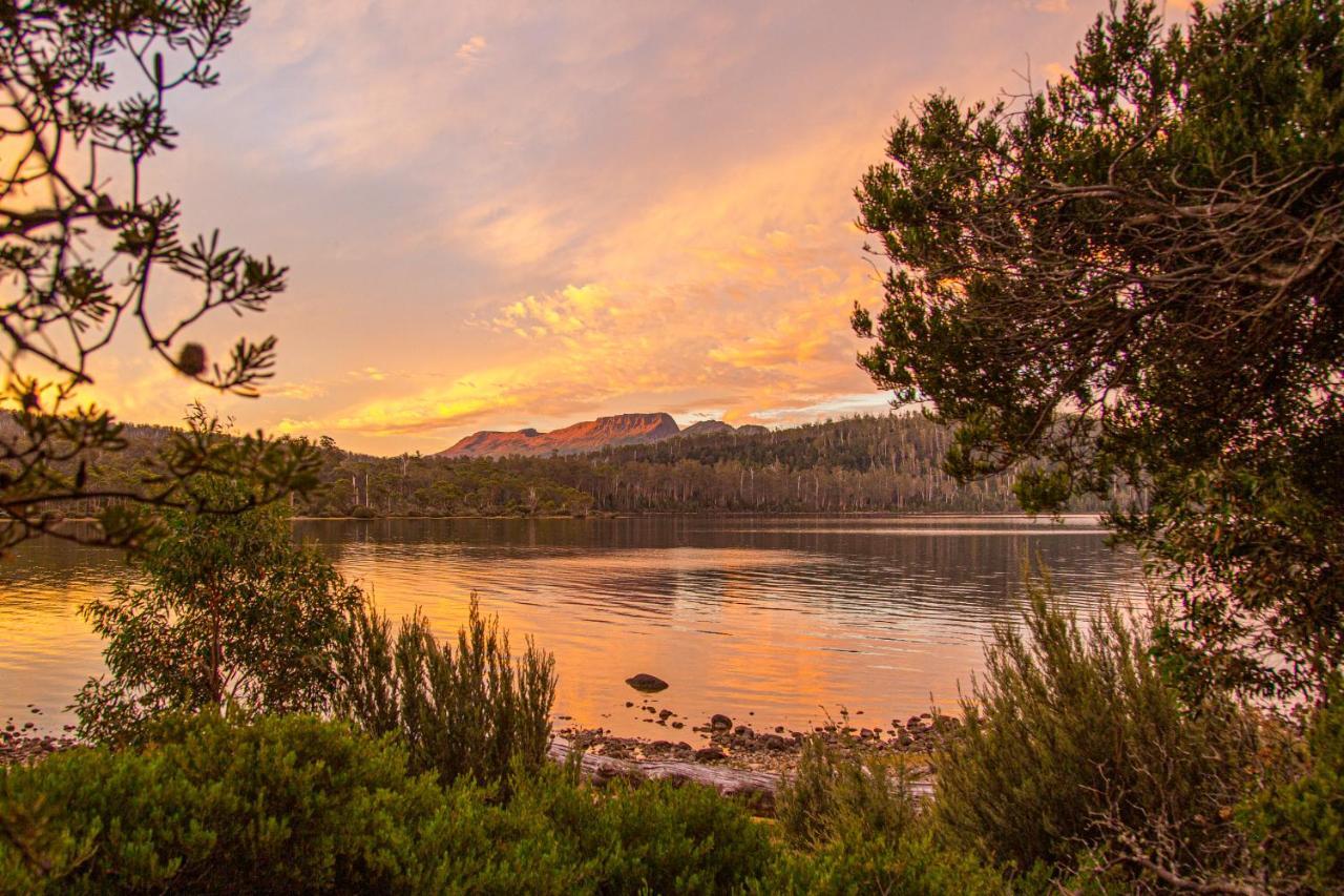 Lake St Clair Lodge Eksteriør bilde