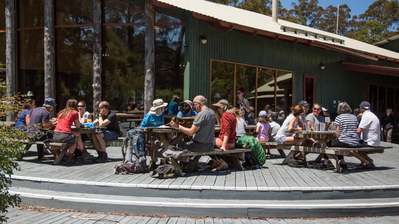 Lake St Clair Lodge Eksteriør bilde